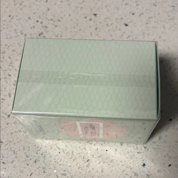 Jimmy Choo Mint Green Box with Subtle Scale Texture - Picture 5 of 5